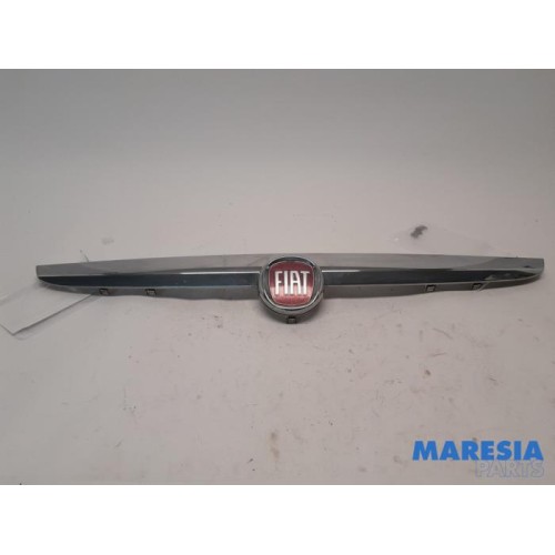 Fiat - Punto - Grill