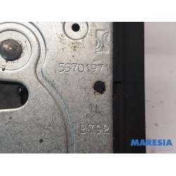 Fiat - Punto - Tailgate lock mechanism