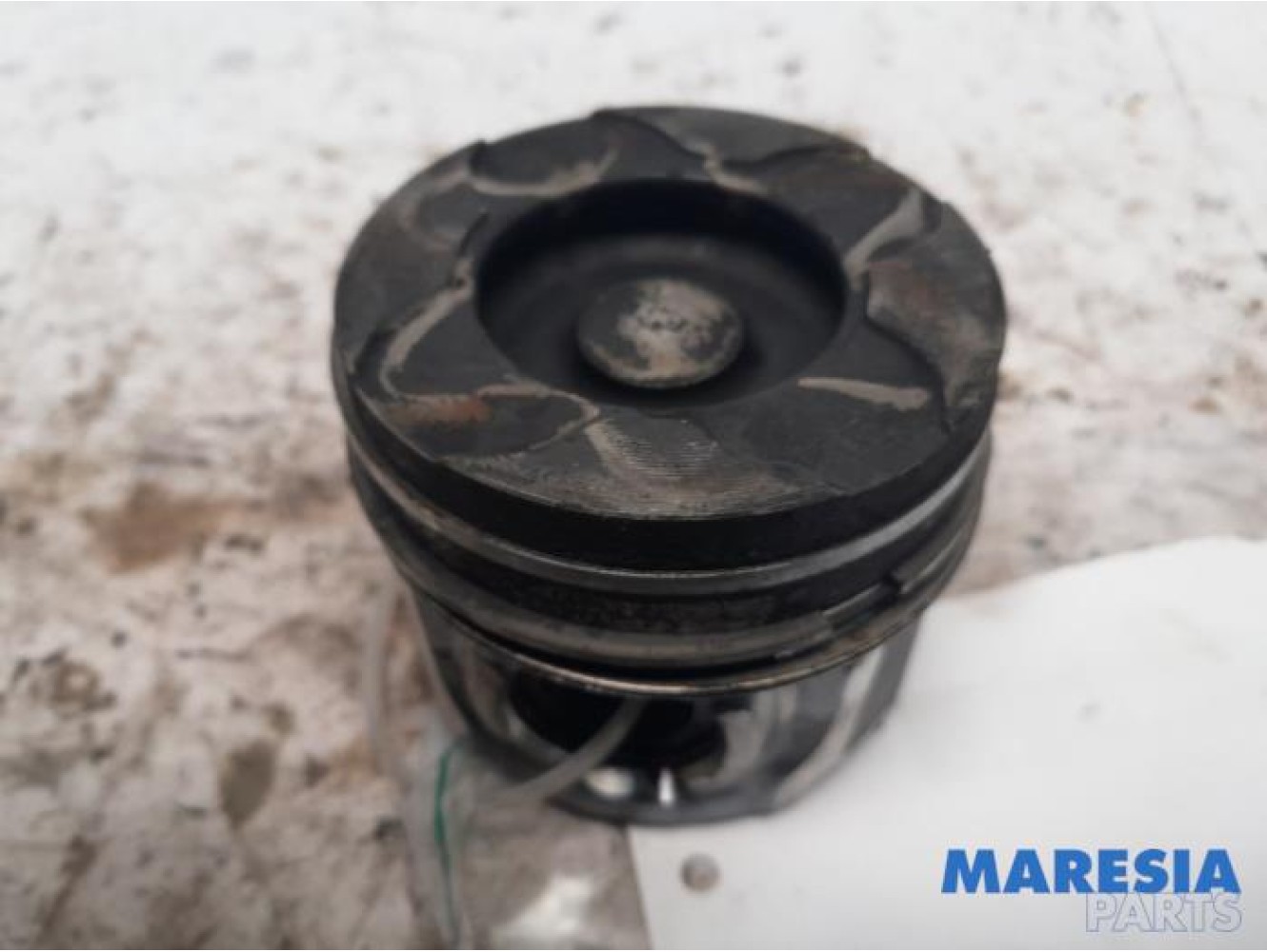 Peugeot - 5008 - Piston