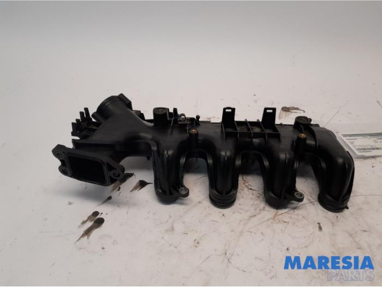 Peugeot - 5008 - Intake manifold