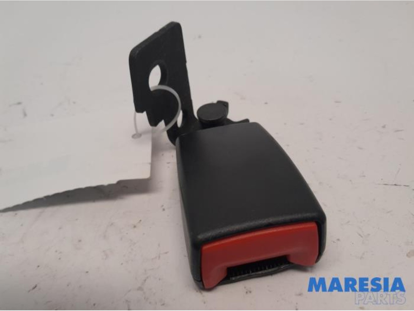 Fiat - Punto - Insertion ceinture de sécurité arrière gauche