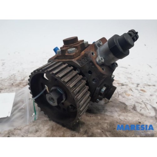 Peugeot - 5008 - Kraftstoffpumpe Mechanisch