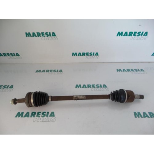 Renault - Megane Scenic - Drive shaft, rear right