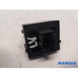 Fiat - Punto - Multi-functional window switch