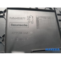 Peugeot - 508 - Glovebox