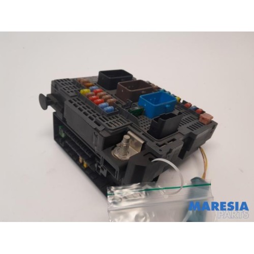 Peugeot - 508 - Fuse box