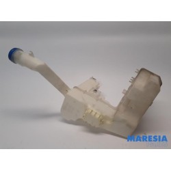 Peugeot - 508 - Front windscreen washer reservoir