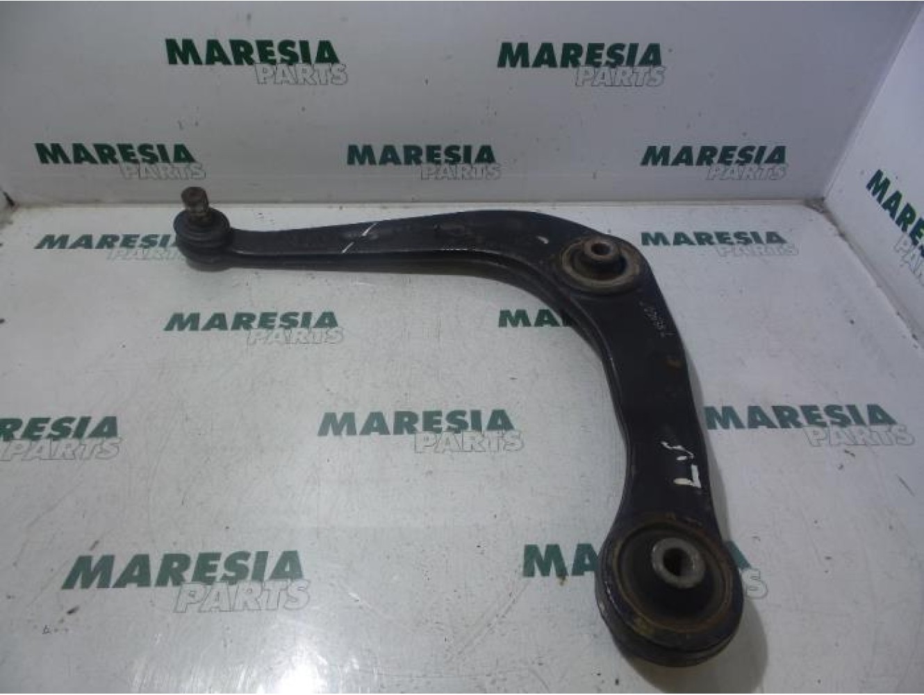 Peugeot - 206 - Draagarm onder links-voor
