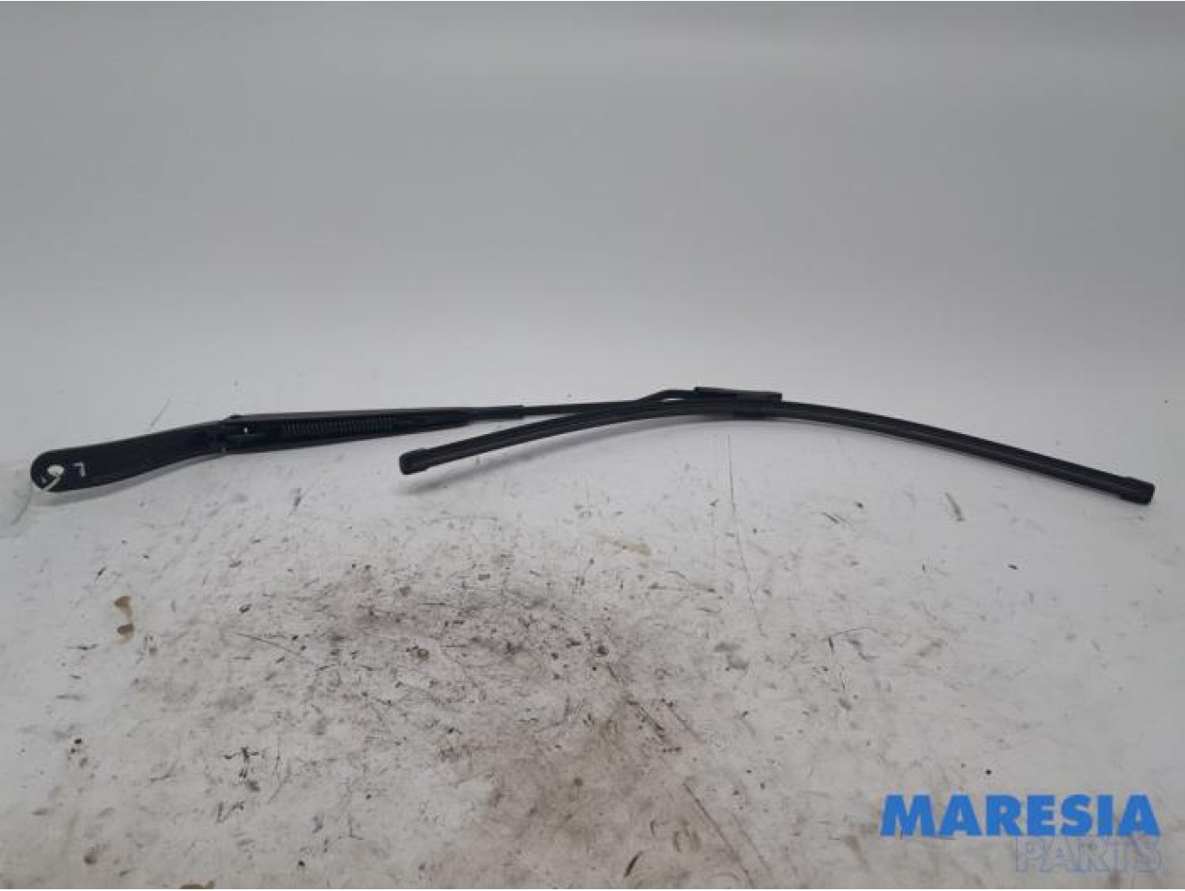 Citroen - C3 - Front wiper arm