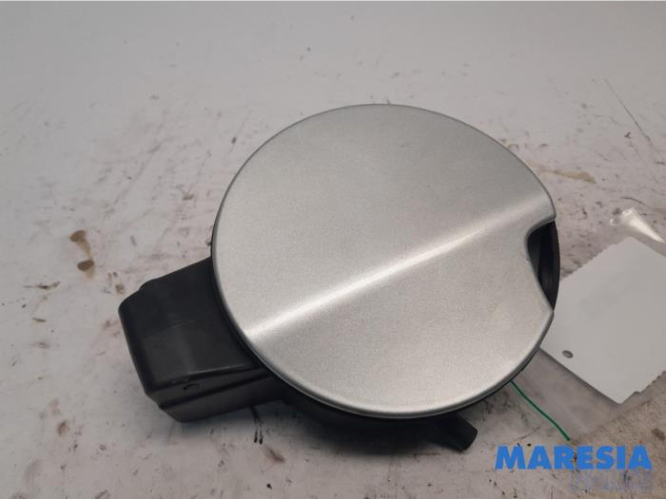 Peugeot - 5008 - Tank cap cover