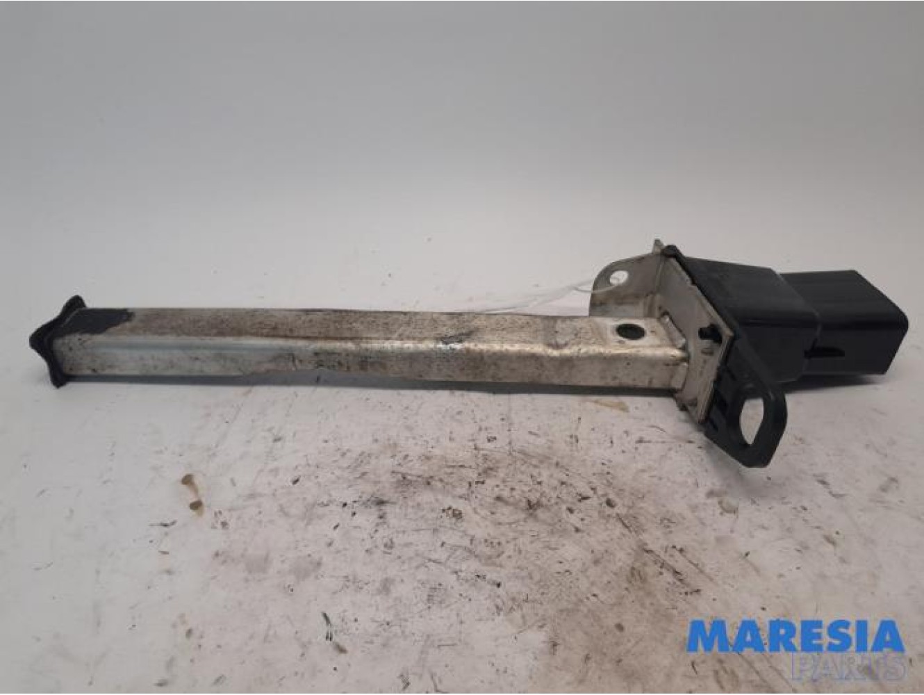 Peugeot - 5008 - Front part support