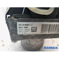 Peugeot - 5008 - Power steering pump