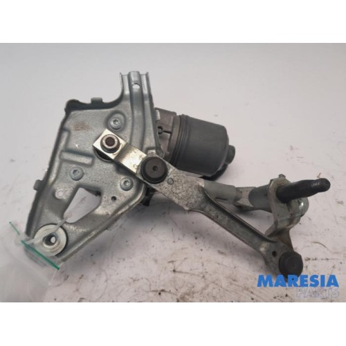 Peugeot - 5008 - Front wiper motor