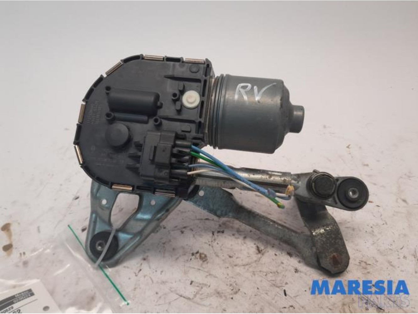 Peugeot - 5008 - Front wiper motor