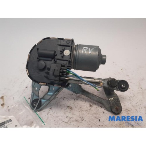 Peugeot - 5008 - Front wiper motor