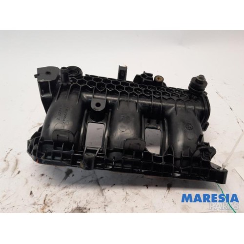Peugeot - 308 - Intake manifold