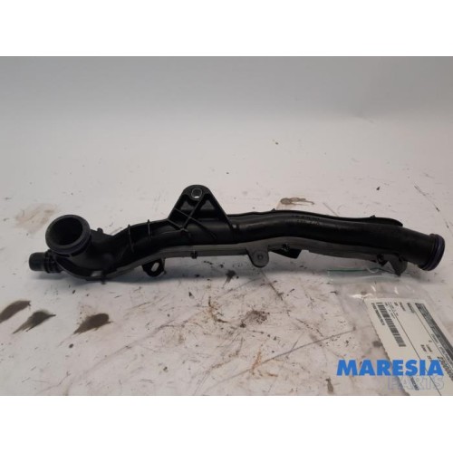Peugeot - 308 - Water pipe