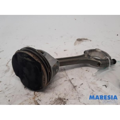 Peugeot - 308 - Connecting rod