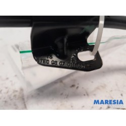 Peugeot - 308 - Oil dipstick