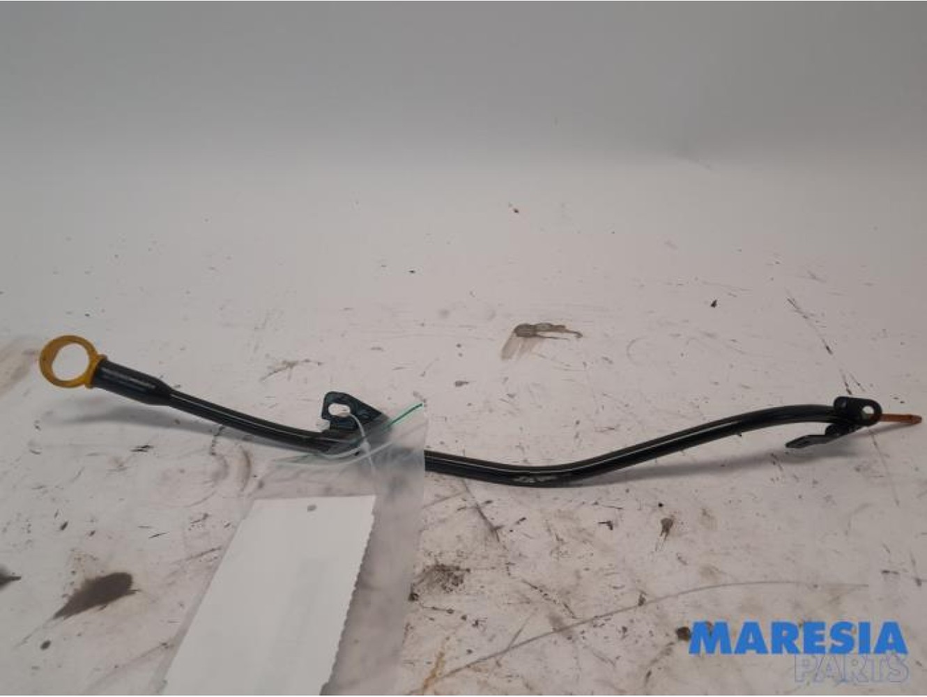 Peugeot - 308 - Oil dipstick
