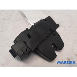 Peugeot - 508 - Tailgate lock mechanism