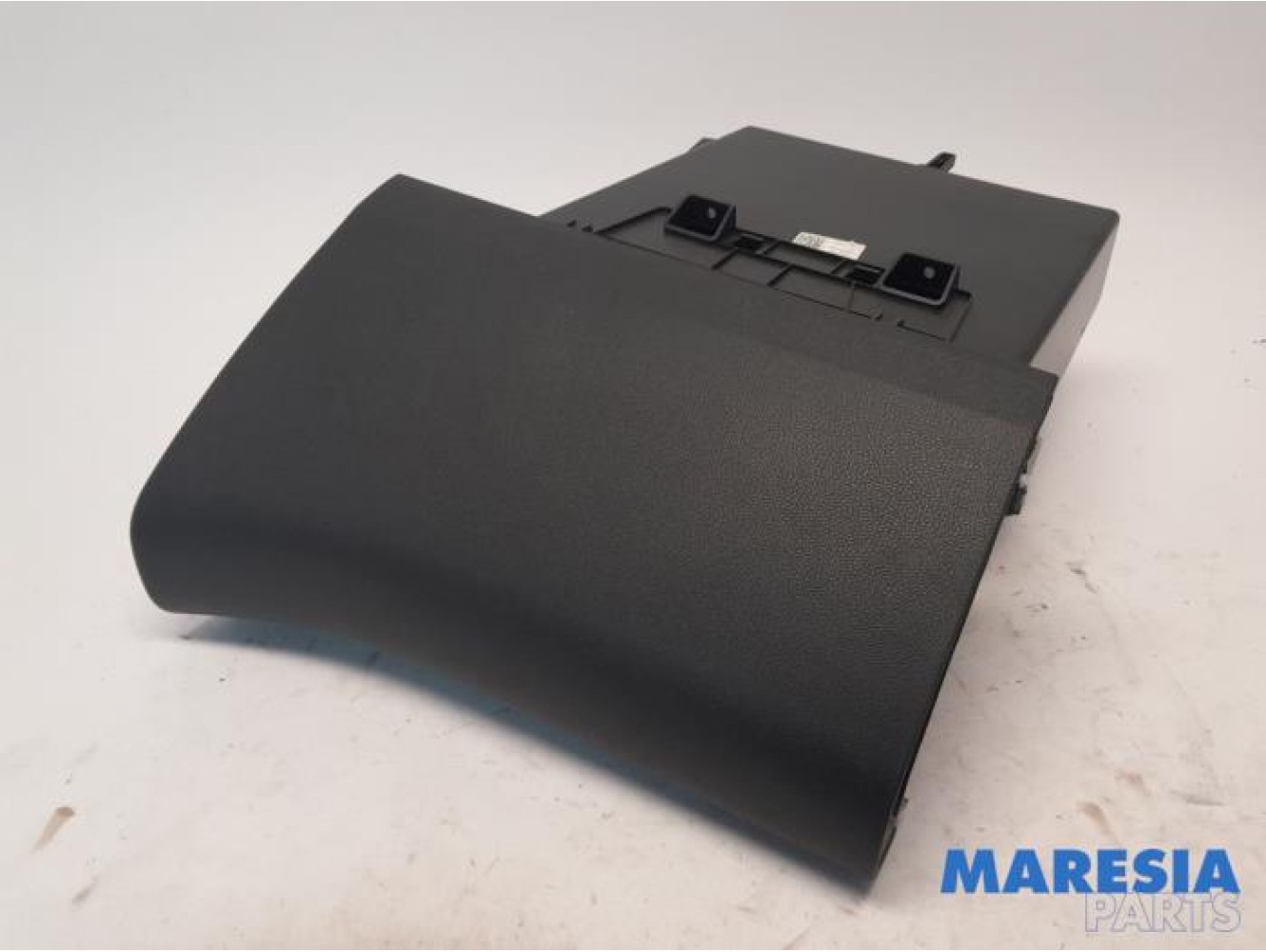 Peugeot - Partner - Glovebox