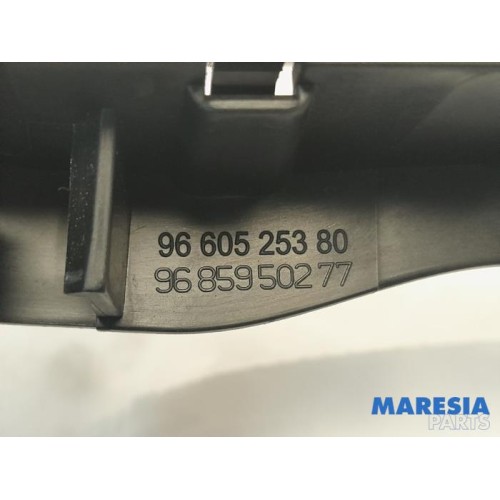 Peugeot - 508 - Front door handle 4-door, right