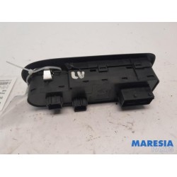 Peugeot - 508 - Multi-functional window switch