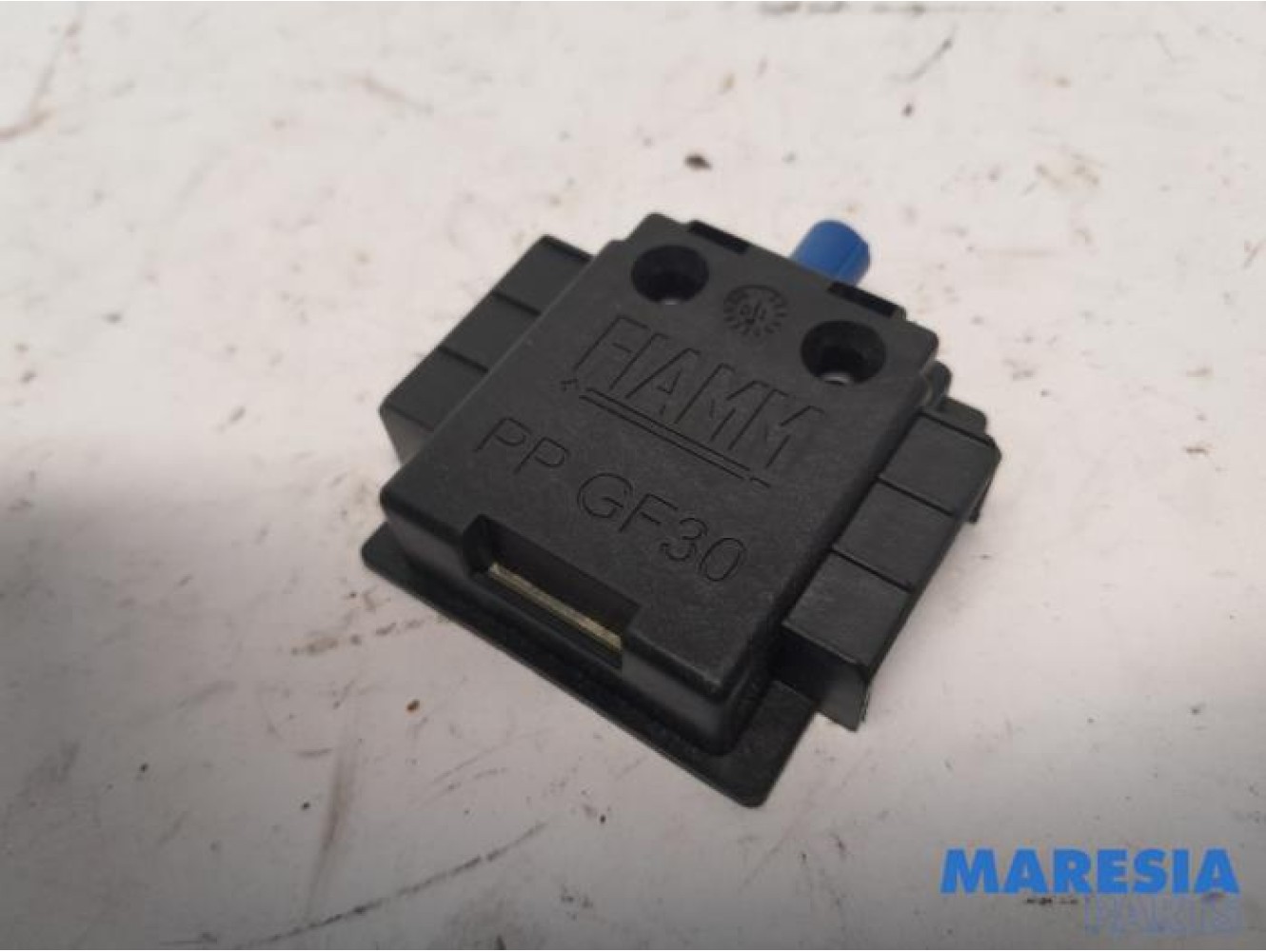 Peugeot - 508 - GPS antenna