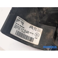 Peugeot - Partner - Taillight, right