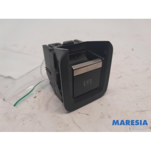 Peugeot - Partner - Parking brake switch