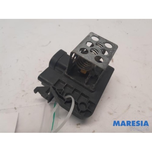 Peugeot - Partner - Cooling fan resistor