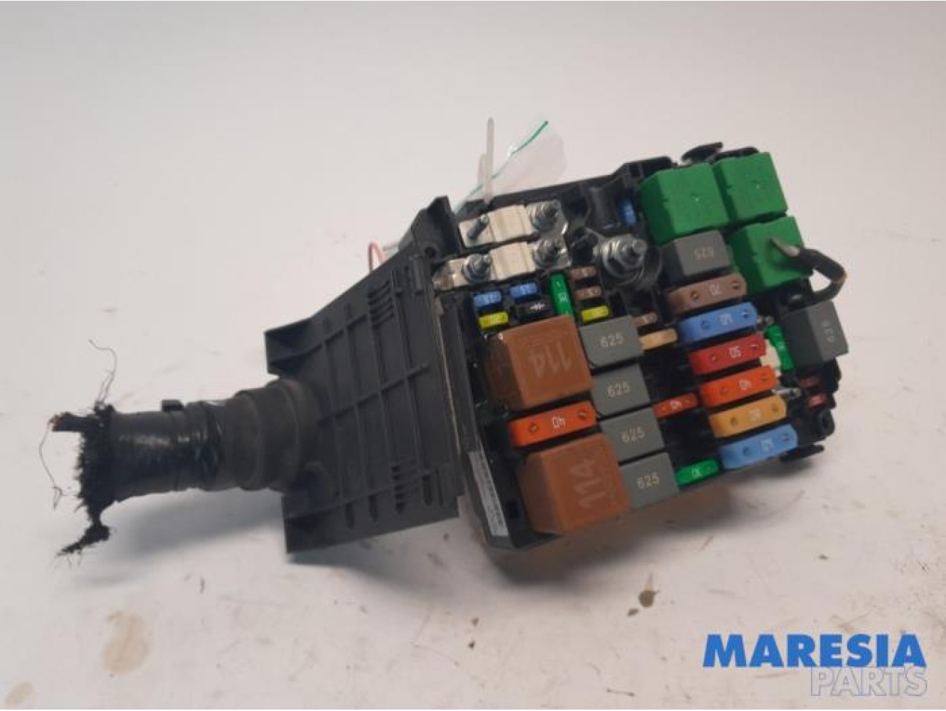 Peugeot - Partner - Fuse box