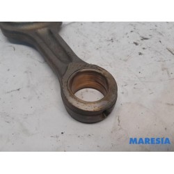 Peugeot - 208 - Connecting rod