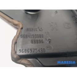 Peugeot - 208 - Couvercle de distribution