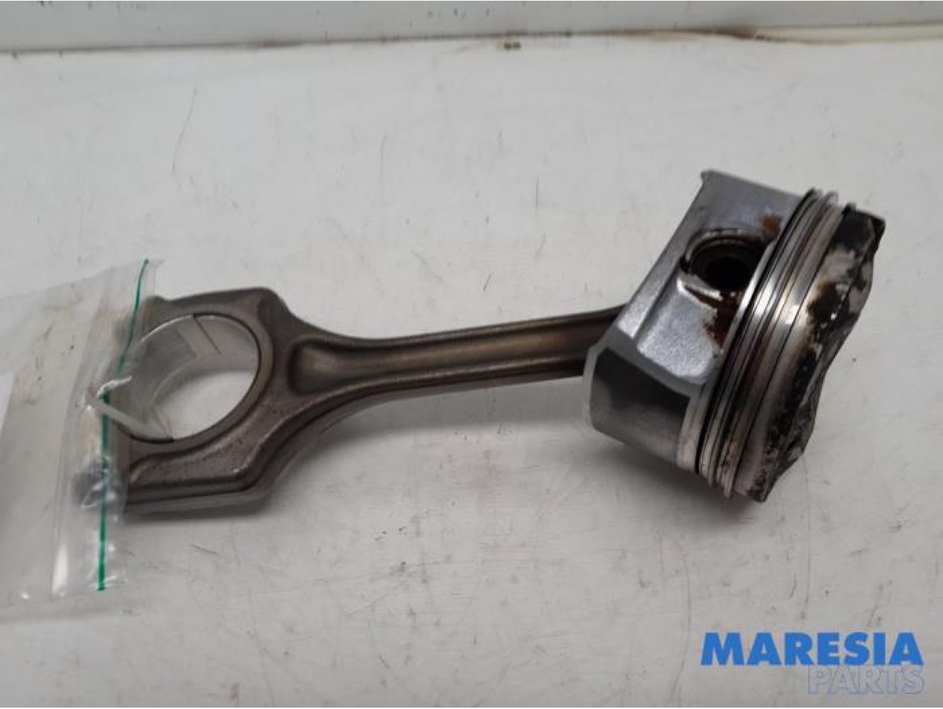 Peugeot - 208 - Connecting rod