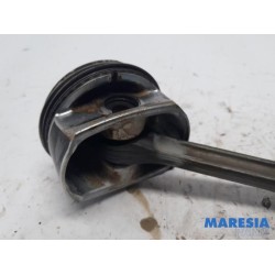 Peugeot - 208 - Connecting rod