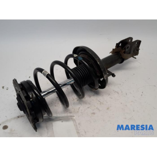 Renault - Grand Scenic - Front shock absorber rod, right
