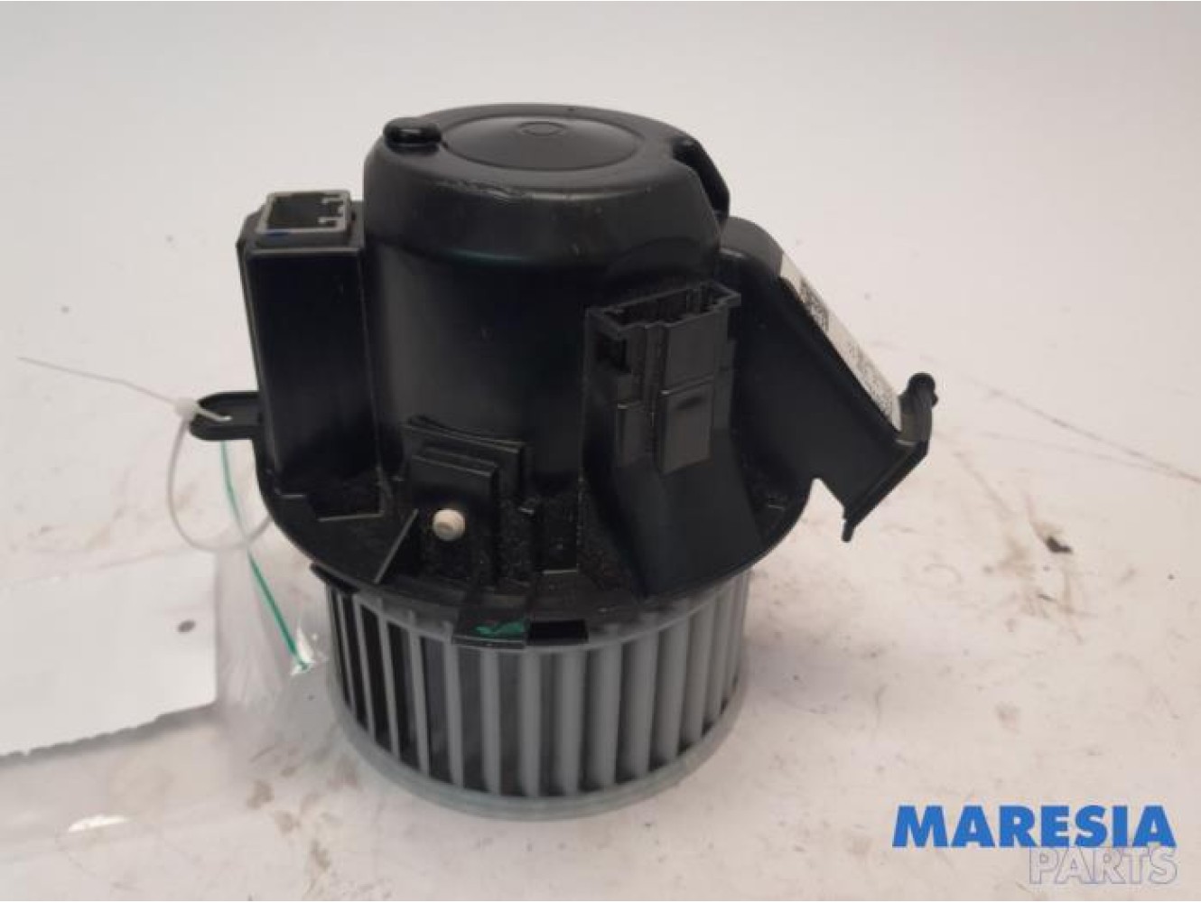 Renault - Twingo - Heating and ventilation fan motor