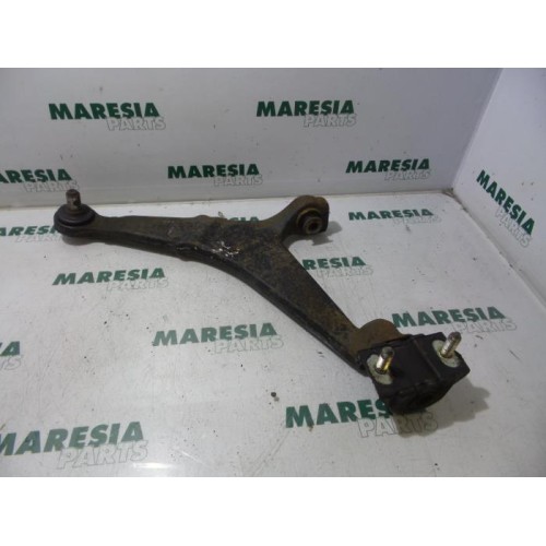 Peugeot - 106 - Draagarm onder links-voor