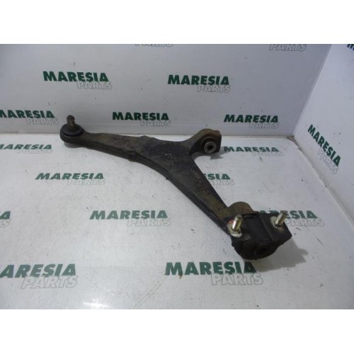 Peugeot - 106 - Draagarm onder links-voor