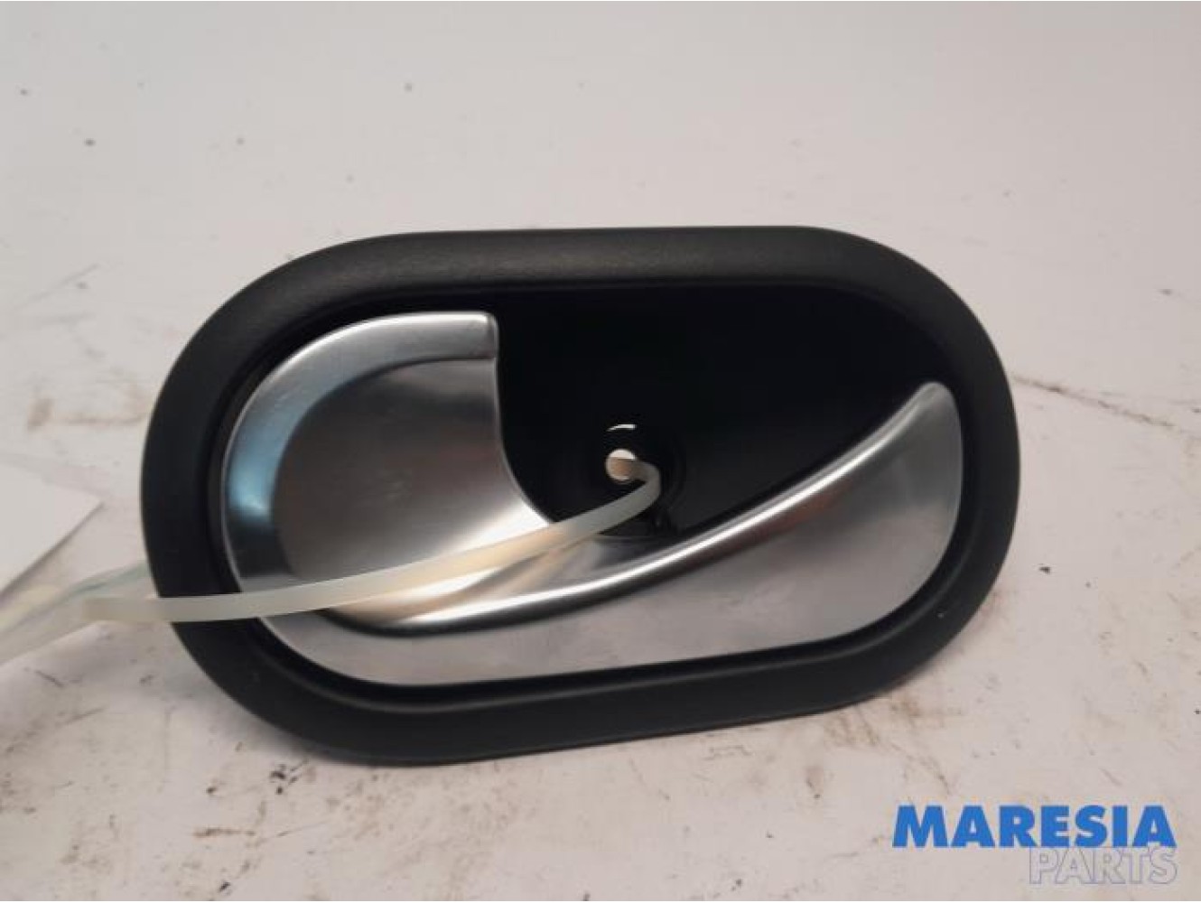 Renault - Twingo - Door handle 4-door, front left