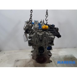Renault - Captur - Engine