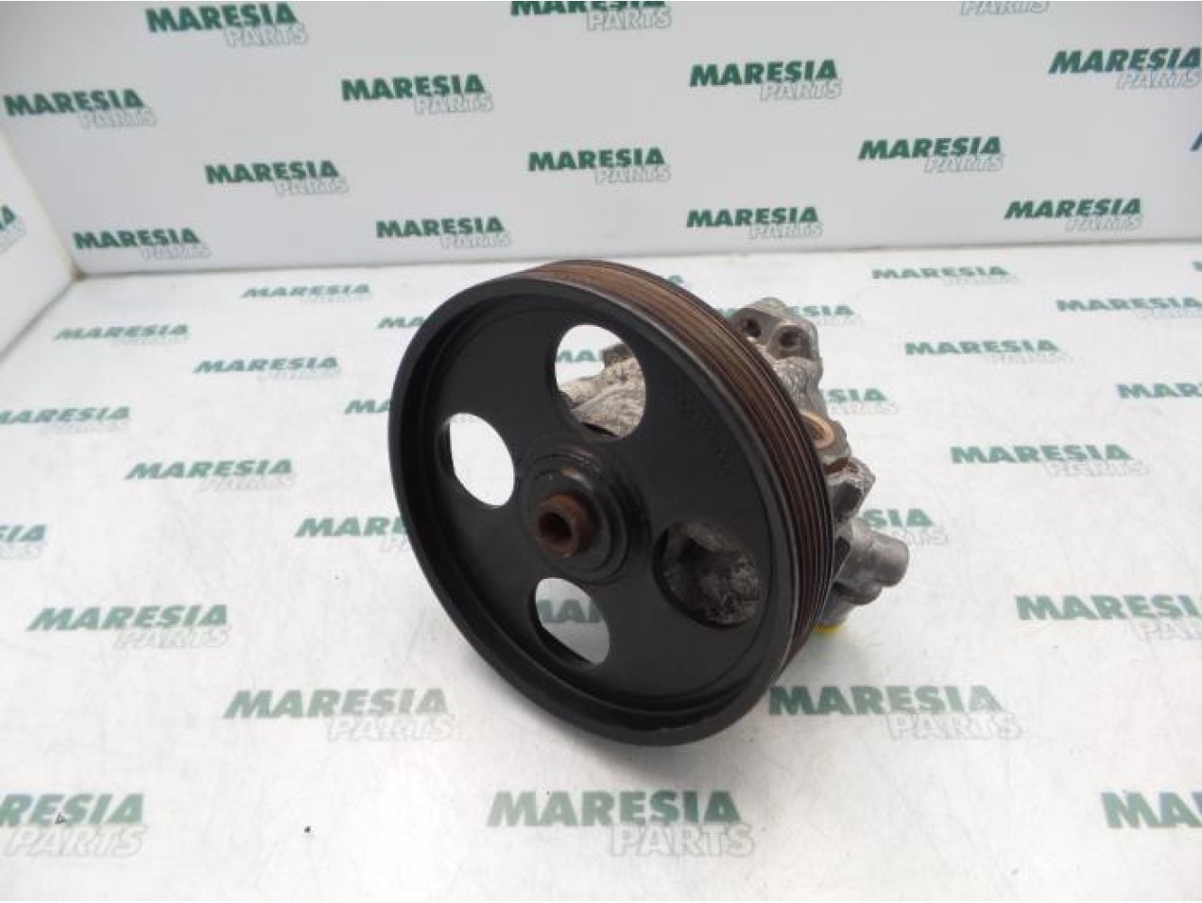 Peugeot - 406 - Pompe direction assistée