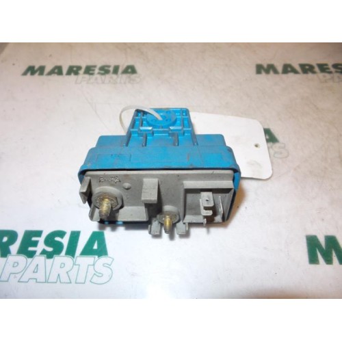 Peugeot - 205 - Glow plug relay