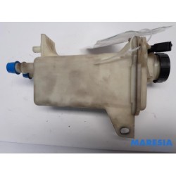 Peugeot - Boxer - Power steering fluid reservoir