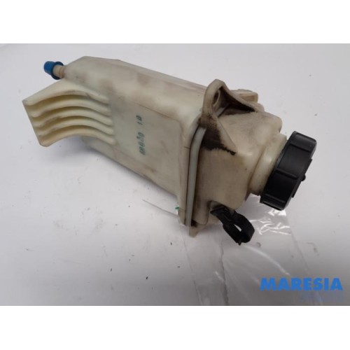 Peugeot - Boxer - Power steering fluid reservoir