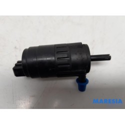 Peugeot - Boxer - Scheibensprüherpumpe vorne