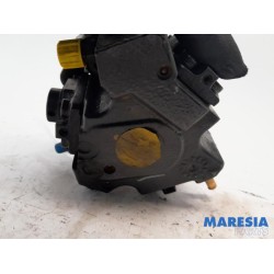 Nissan - NV300 - Brandstofpomp Mechanisch