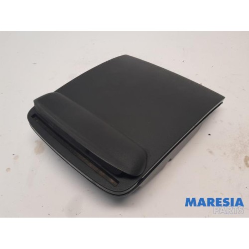 Peugeot - Boxer - Tablet holder